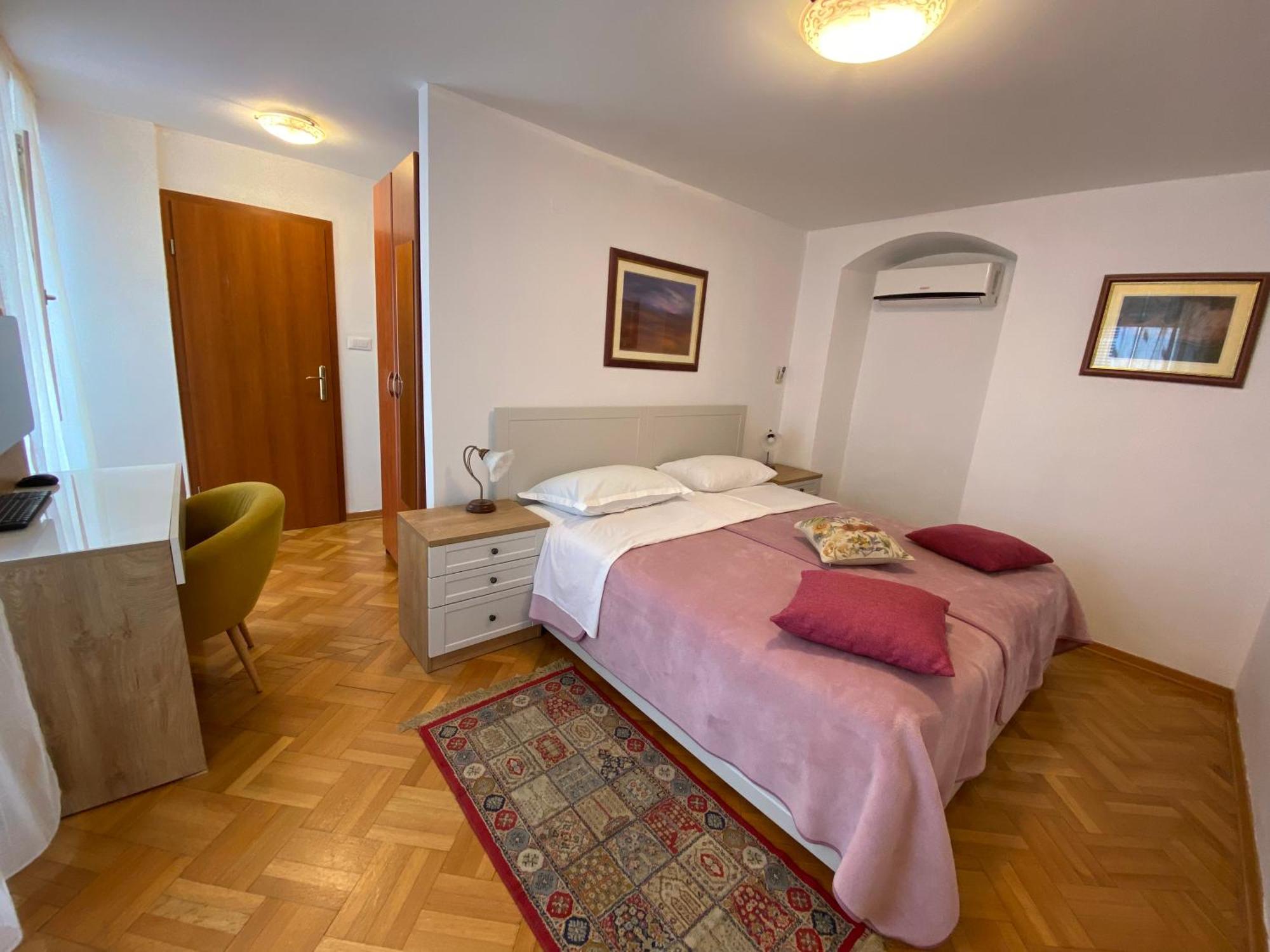 Rooms Base Σπλιτ Εξωτερικό φωτογραφία